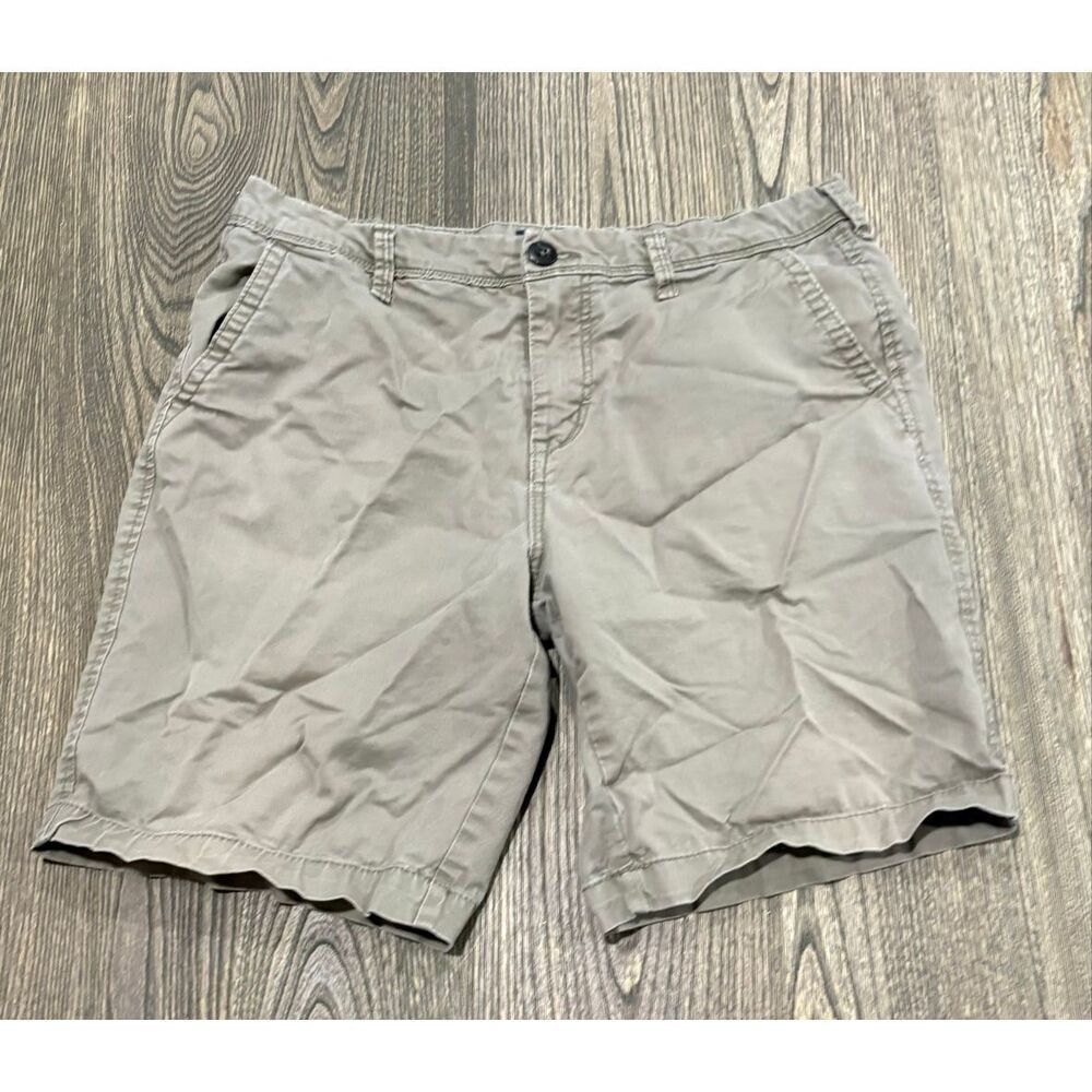 Aeropostale Mens Chino Shorts Mid Rise Casual Flat Front Khaki Beige Size 32